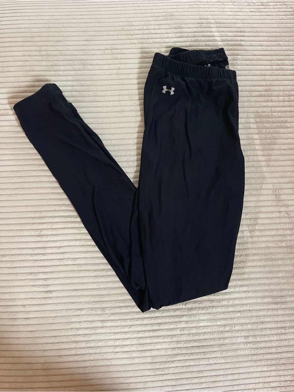 Under Armour Black Women’s Thermal Cold Weather Leggings Tights Base Layer